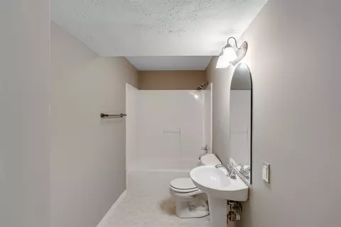 2405 Heather Ridge Dr, Normal, IL 61761 photo 41