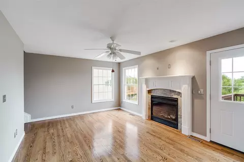 2405 Heather Ridge Dr, Normal, IL 61761 photo 5
