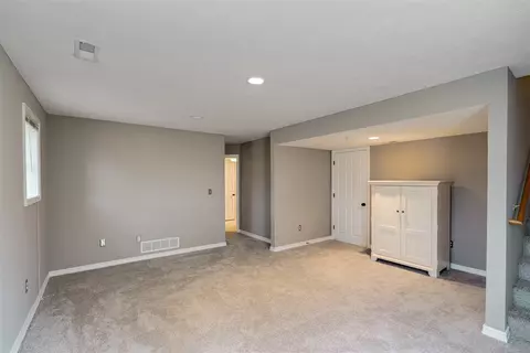 2405 Heather Ridge Dr, Normal, IL 61761 photo 38