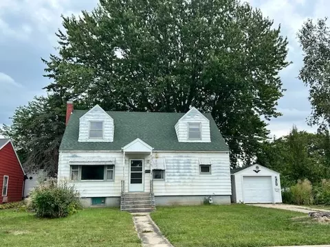 1410 11th Ave, Sterling, IL 61081