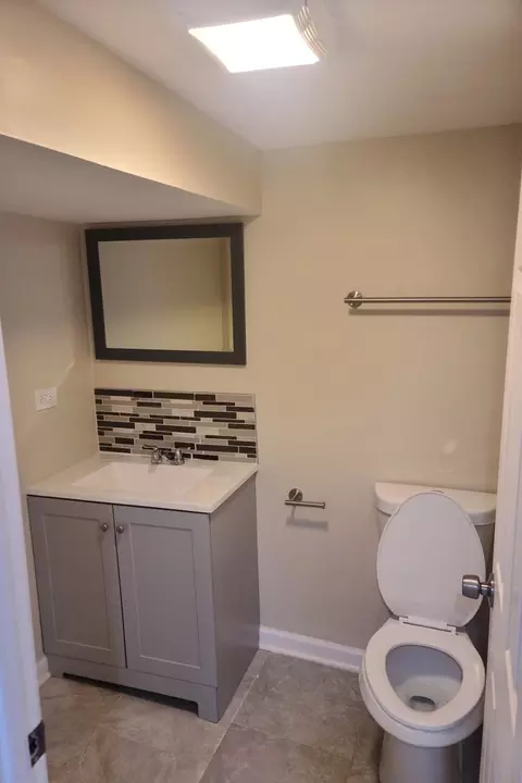 725 E 105th Pl, Chicago, IL 60628 photo 7