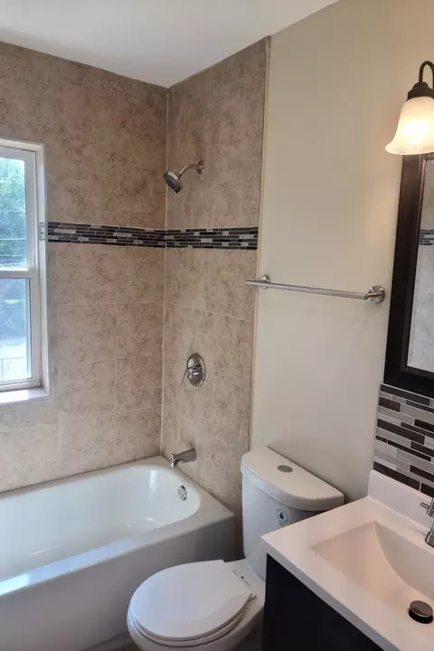 725 E 105th Pl, Chicago, IL 60628 photo 11