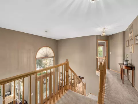 420 Fieldcrest Dr, Algonquin, IL 60102 photo 17
