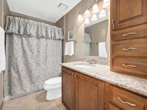 420 Fieldcrest Dr, Algonquin, IL 60102 photo 22