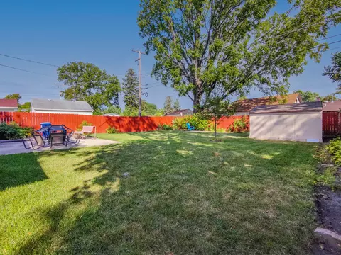 758 E Algonquin Rd, Des Plaines, IL 60016 photo 20