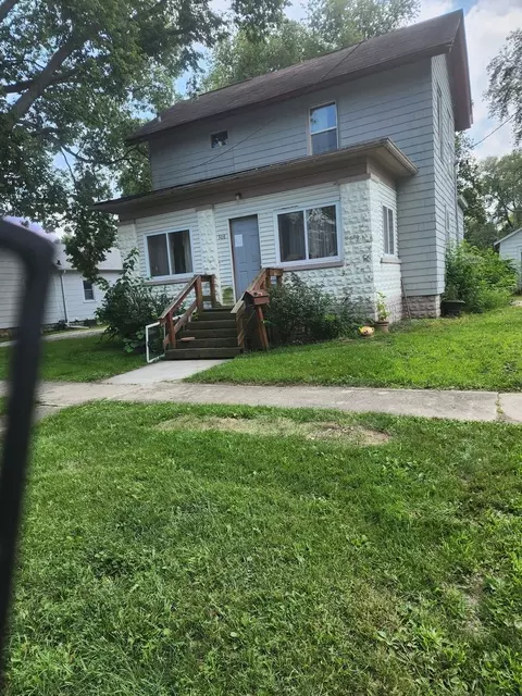 308 E North St, Pontiac, IL 61764