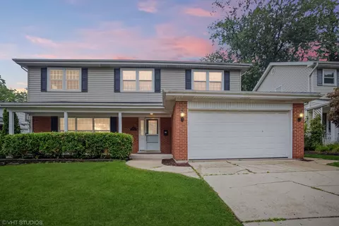 106 N Kaspar Ave, Arlington Heights, IL 60005