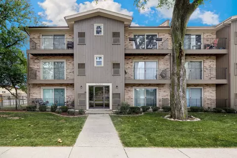 3705 W 119th St #110, Alsip, IL 60803