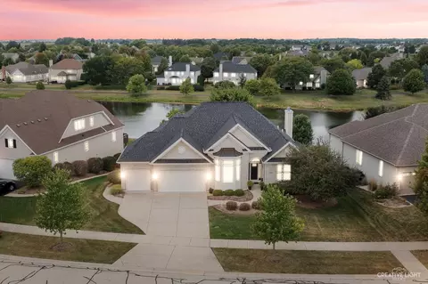 1362 Corrigan St, Elburn, IL 60119