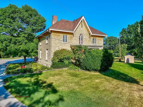 2101 Caton Rd, Ottawa, IL 61350