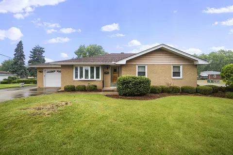 1201 N May St, Joliet, IL 60435