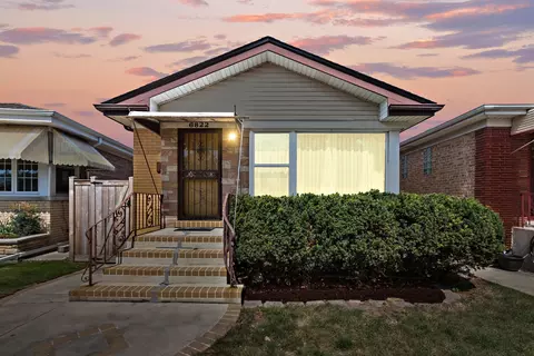 6822 W Higgins Ave, Chicago, IL 60656