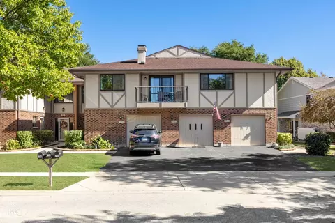 759 Whalom Ln #759, Schaumburg, IL 60173
