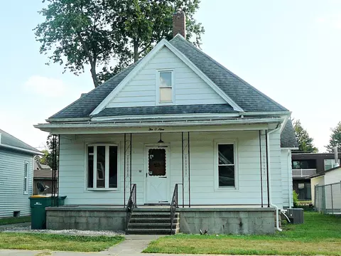 209 W Stanton St, Streator, IL 61364
