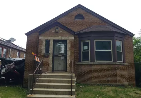 8821 S Parnell Ave, Chicago, IL 60620