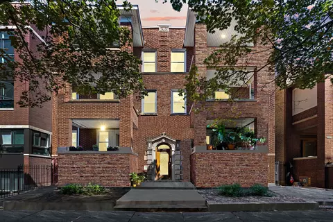 3316 W Eastwood Ave #1, Chicago, IL 60625