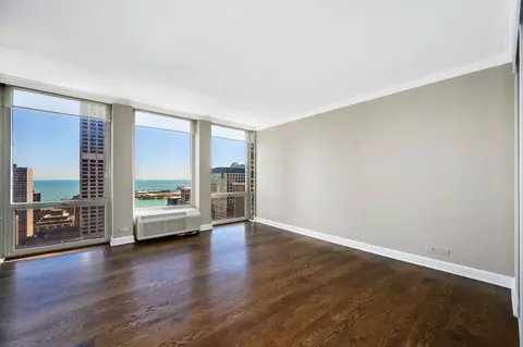 111 E Chestnut St #40F, Chicago, IL 60611 photo 15