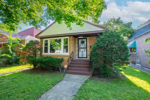 9212 S Greenwood Ave, Chicago, IL 60619