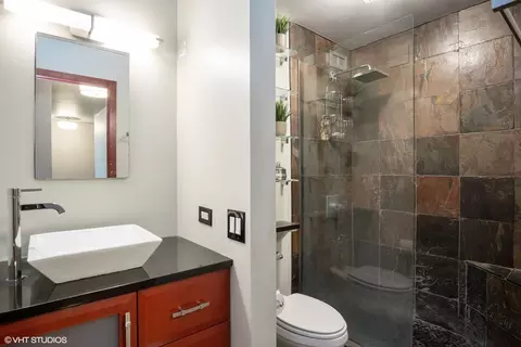 222 E Pearson St #1806, Chicago, IL 60611 photo 16