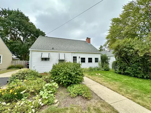 516 Logan Ave, Dixon, IL 61021 photo 1