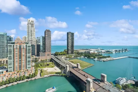 450 E Waterside Dr #2401, Chicago, IL 60601 photo 10