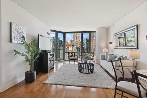 450 E Waterside Dr #2401, Chicago, IL 60601 photo 2