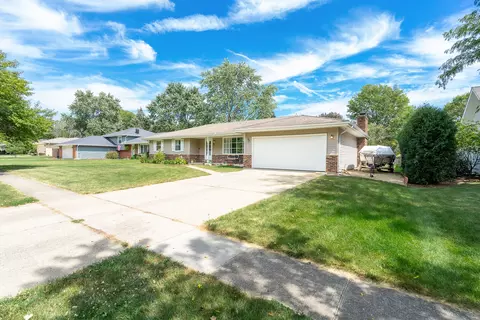 25425 W Willow Dr, Plainfield, IL 60544 photo 3