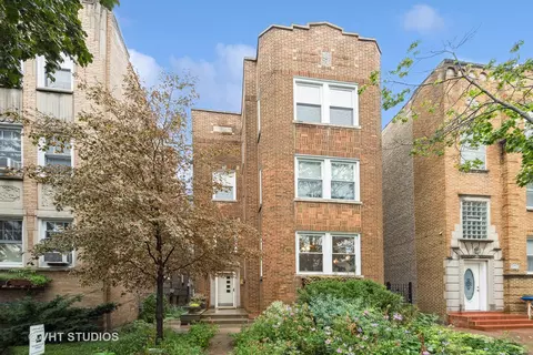 4836 Elm St, Skokie, IL 60077