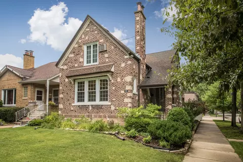 6756 N Oconto Ave, Chicago, IL 60631