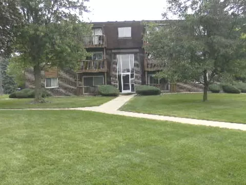 19330 Wolf Rd #1, Mokena, IL 60448