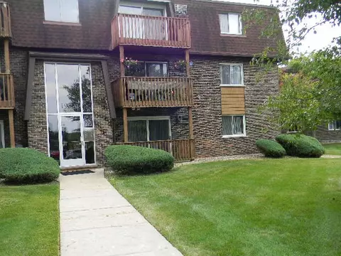 19330 Wolf Rd #1, Mokena, IL 60448 photo 2