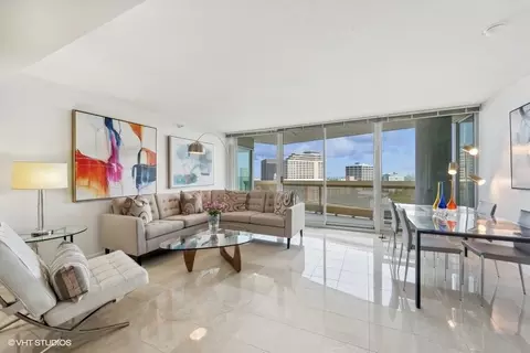 1720 Maple Ave #1750, Evanston, IL 60201 photo 2