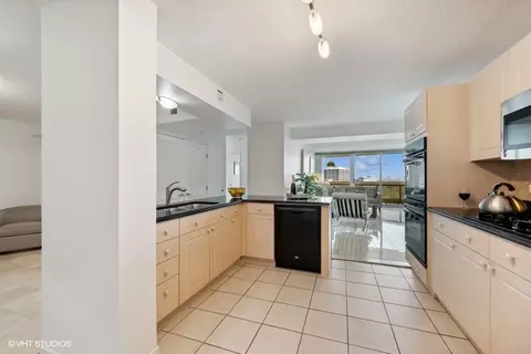 1720 Maple Ave #1750, Evanston, IL 60201 photo 7