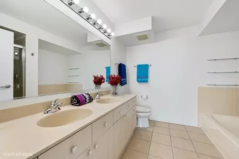 1720 Maple Ave #1750, Evanston, IL 60201 photo 11