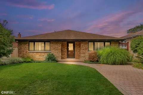 234 N Chester Ave, Park Ridge, IL 60068
