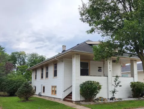 8115 Salisbury Ave, Lyons, IL 60534