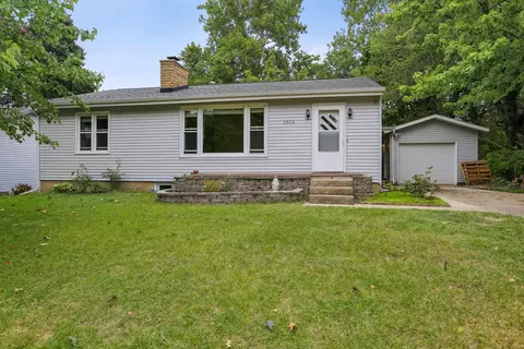 1516 Sheridan Rd, Champaign, IL 61821