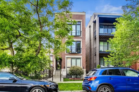 4012 N Mozart St #2, Chicago, IL 60618