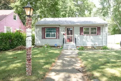 2811 Gladstone Ave, Rockford, IL 61101