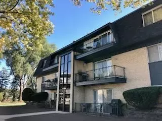 11108 S 84th Ave #1A, Palos Hills, IL 60465