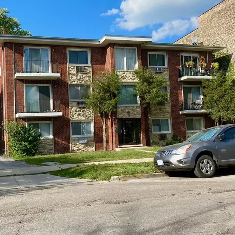 1510 W Greenleaf Ave #3C, Chicago, IL 60626