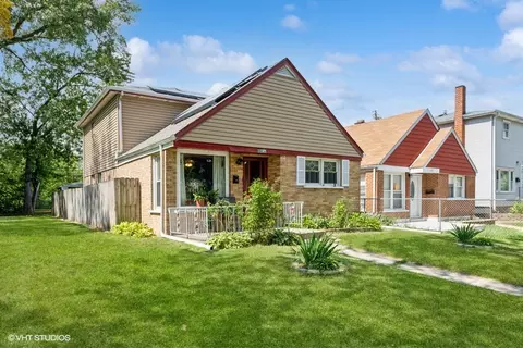 1526 N 40th Ave, Stone Park, IL 60165