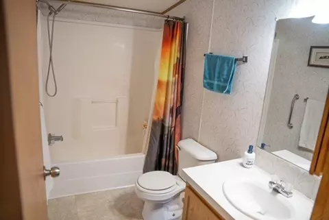 412 Seasons Pkwy, Belvidere, IL 61008 photo 15