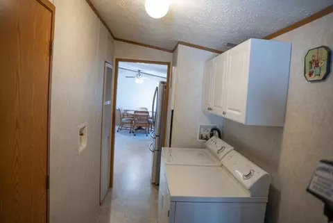 412 Seasons Pkwy, Belvidere, IL 61008 photo 17