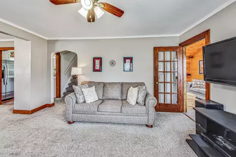 18103 Lorenz Ave, Lansing, IL 60438 photo 4