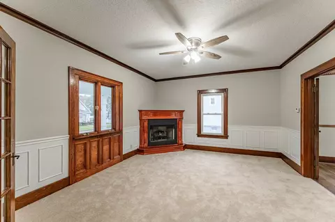 509 Jefferson Ave, Elgin, IL 60120 photo 3