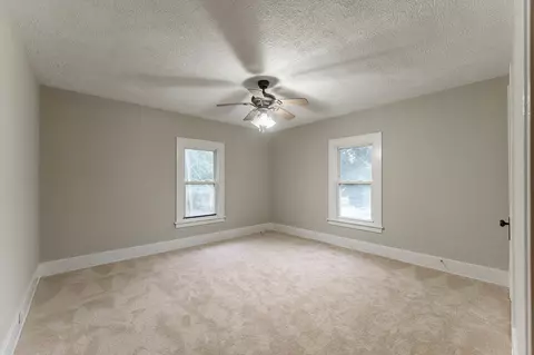 509 Jefferson Ave, Elgin, IL 60120 photo 8