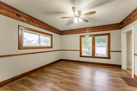 509 Jefferson Ave, Elgin, IL 60120 photo 6