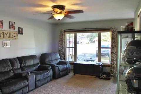 1610 Lisbon Rd, Morris, IL 60450 photo 7