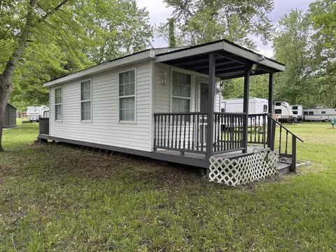 4199 Woodhaven Lks, Sublette, IL 61367